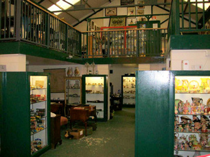 Rear aisle of Antique Centre